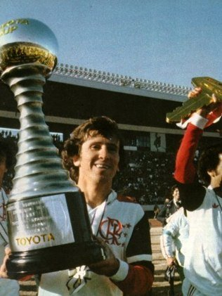 Miniatura de Alumínio da Taça Mundial 81 (35cm)