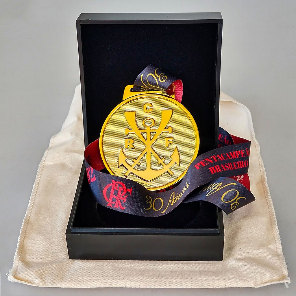 Medalha Pentacampeão Brasileiro 1992 com autógrafo do Júnior