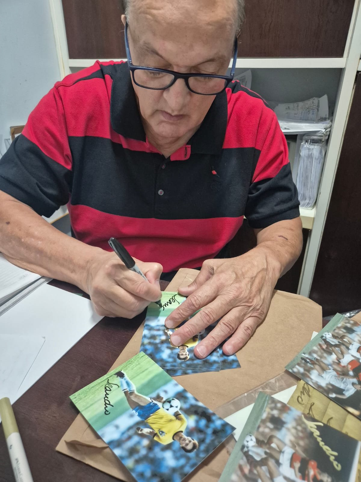 Foto "Leandro Seleção Brasileira" 10x15cm (Autógrafo manual)