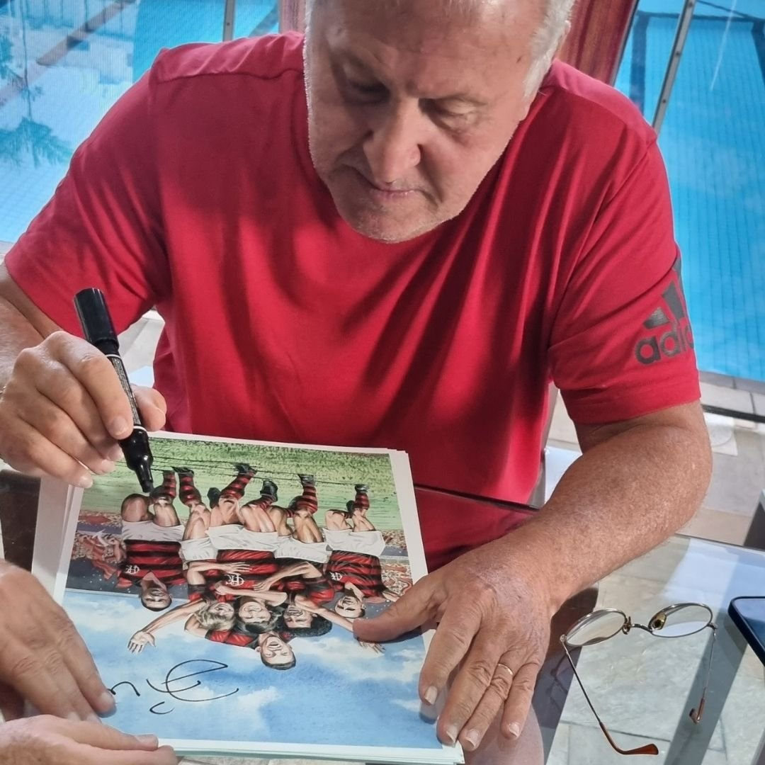 PRÉ-VENDA HQ "ME ARREBATA Volume 2" + CAPA FINE ART com autógrafo manual do Zico