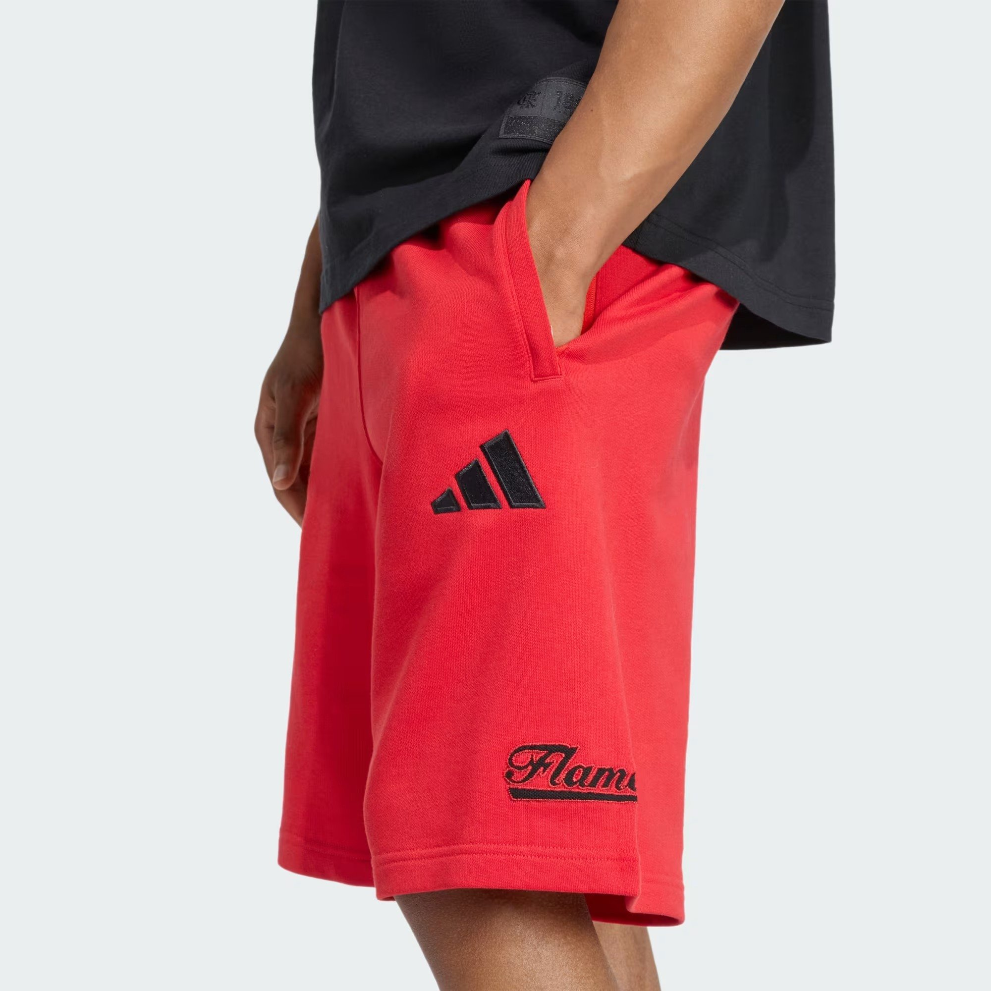 Bermuda Moletom Flamengo Adidas Estados Unidos US Pack 2025 Vermelha JN0877