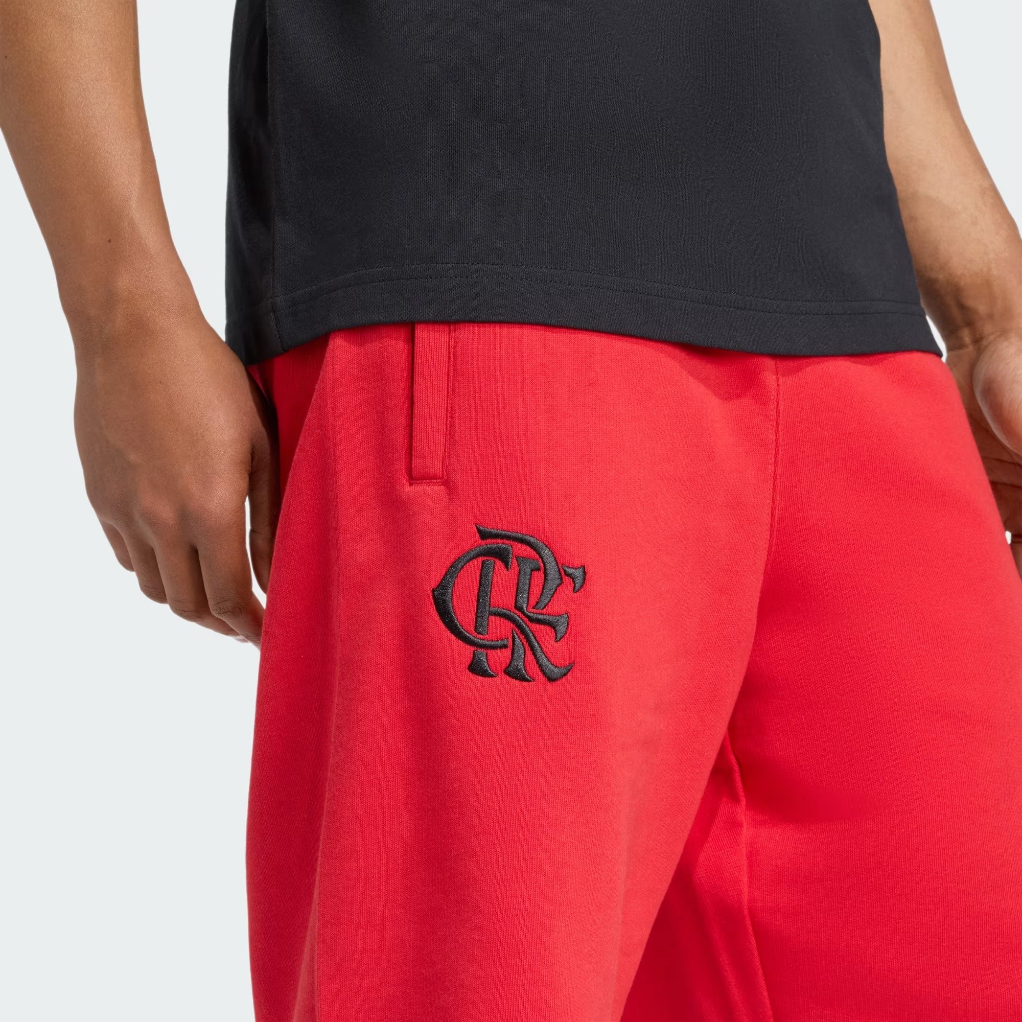 Bermuda Moletom Flamengo Adidas Estados Unidos US Pack 2025 Vermelha JN0877
