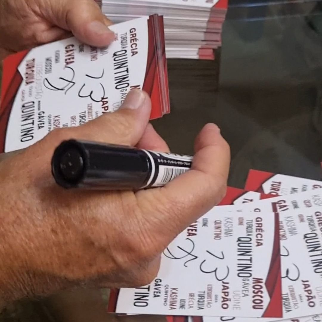 Card Colecionável Metalizado 70 anos (autógrafo manual)