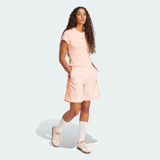 Camiseta Feminina Adidas Originals Essentials Slim JC8971
