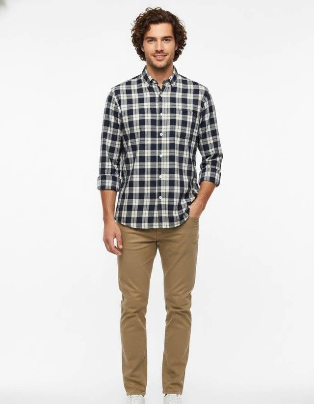 Camisa Xadrez Azul e Branca Amazon Essentials Regular Fit - B0738H-4W8W