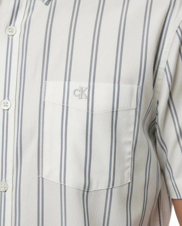 Camisa Calvin Klein Listrada - Meia Manga - SP40606741